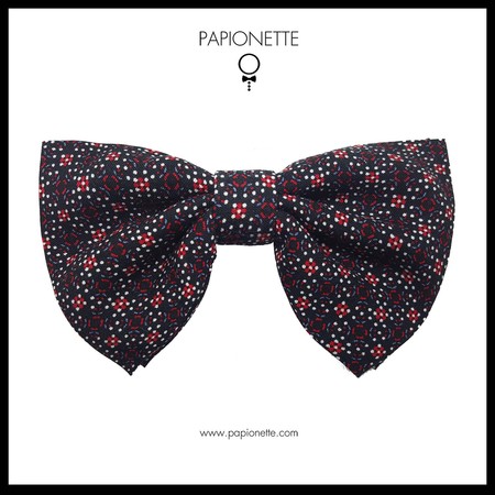 Papion Butterfly Black Red Signs