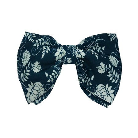 Papion butterfly navy